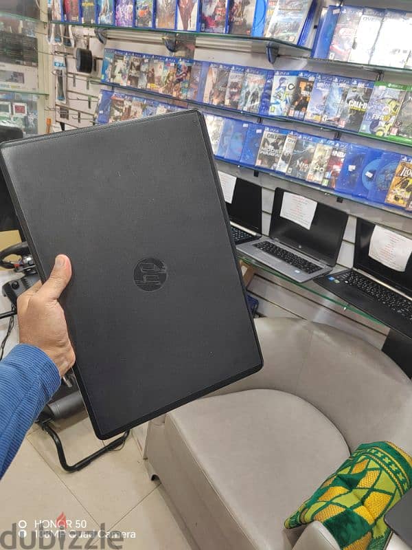 hp 15 laptop core i3 5 generation Ram 8 Hard 500 Ultra slam جيل خامس 2