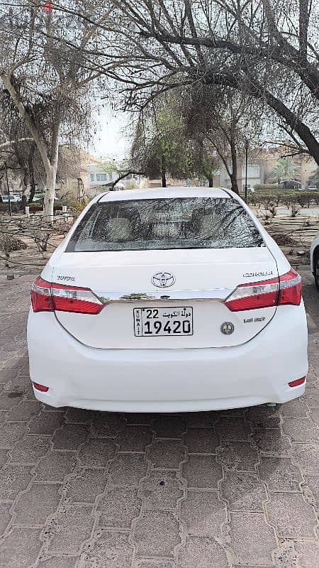 Toyota Corolla 2015 4