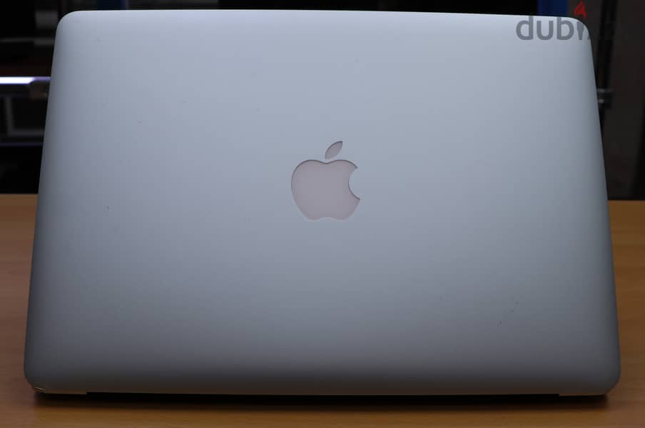 للبيع ماك بوك اير MacBook Air Core i7/128GB SSD/8GB RAM 1