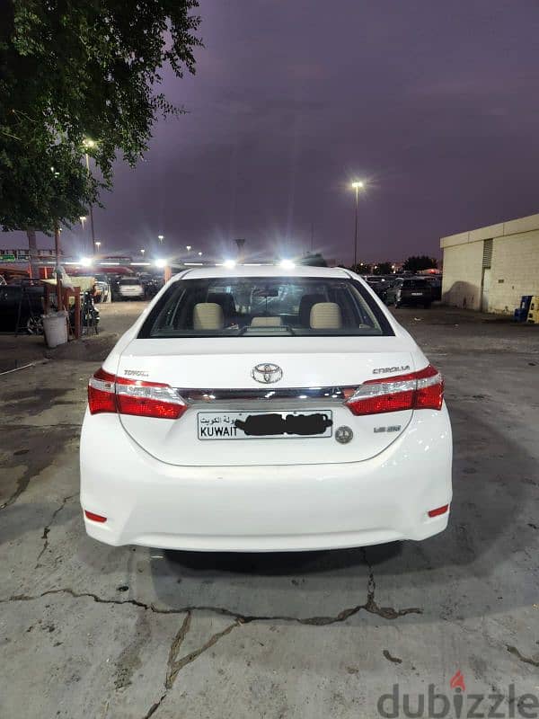 Toyota Corolla 2015 4