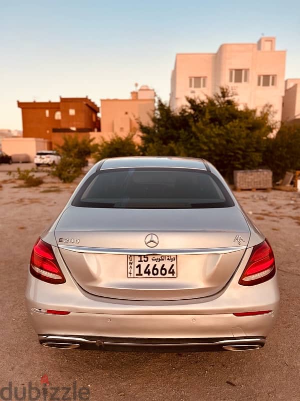 Mercedes-Benz E200 2018 3