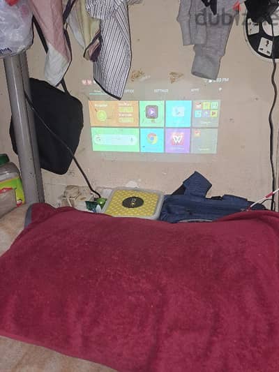 smart projector very good condition