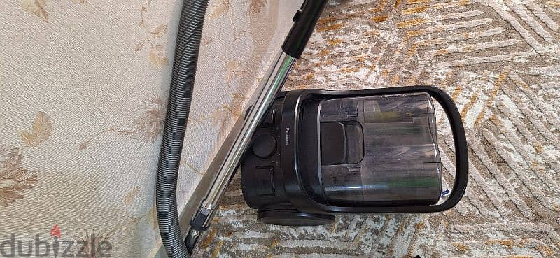 bagless panasonic 2000w Panasonic vaccum 1