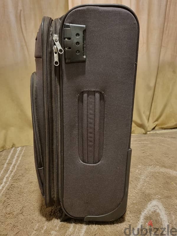 original samsnoite hand carry luggage for sale 3