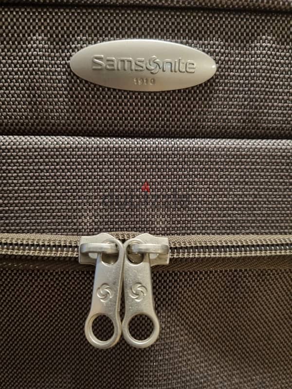 original samsnoite hand carry luggage for sale 6