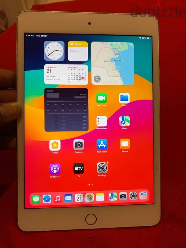 Apple iPad mini 4     128 go 1