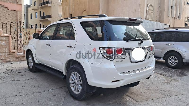 Toyota Fortuner 2013 SR5 URGENT SALE FAMILY USED 4