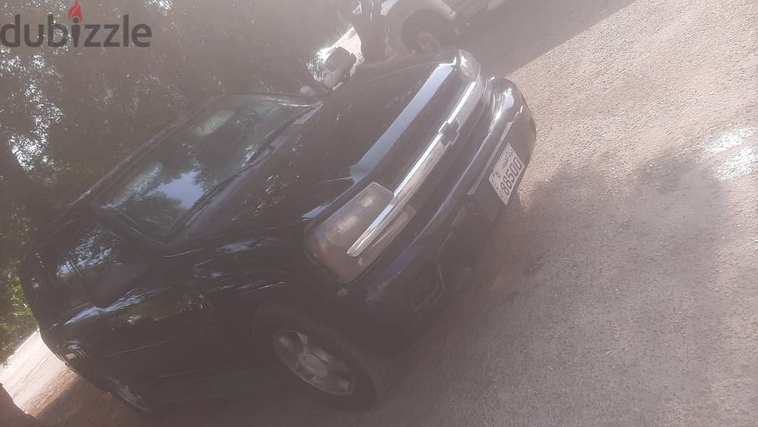 Chevrolet Trailblazer 2009 FAMILY USED SUV FOR SALE IN SALMIYA (185K) 5