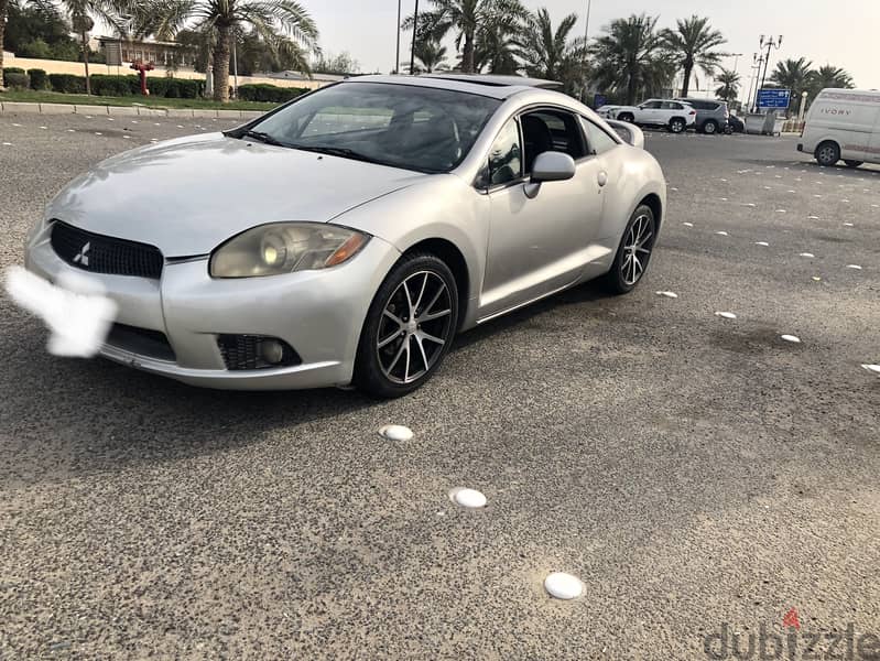 Mitsubishi Eclipse 2010 need engine تحتاج ماكينه 5