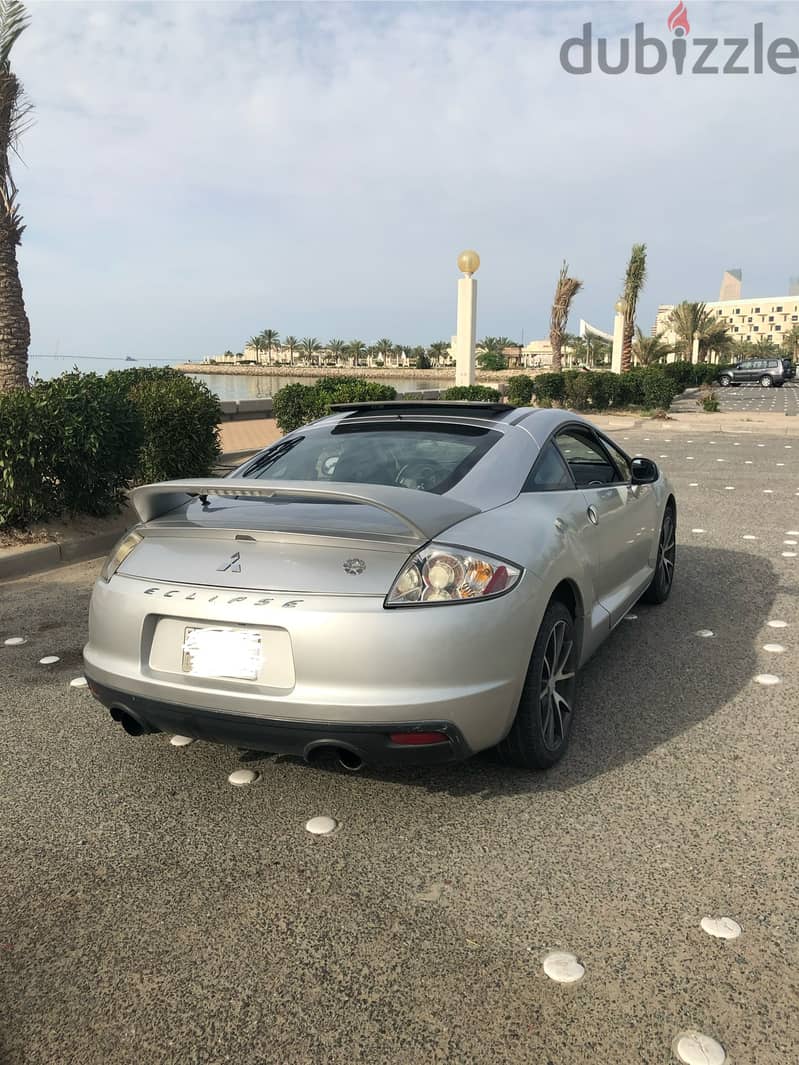 Mitsubishi Eclipse 2010 need engine تحتاج ماكينه 6