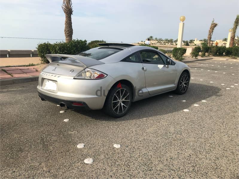 Mitsubishi Eclipse 2010 need engine تحتاج ماكينه 7