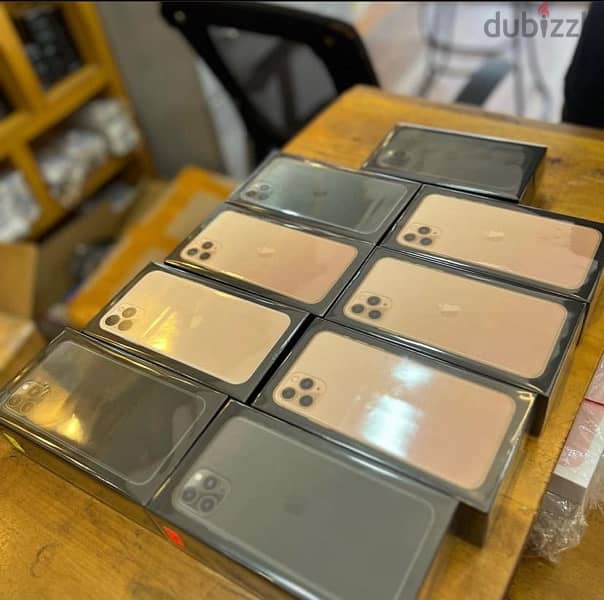 BRAND NEW APPLE IPHONE 11 PRO MAX 256GB NOW AVAILABLE!!! 1