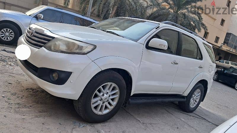 Toyota Fortuner 2013 SRS URGENT SALE FAMILY USED 1