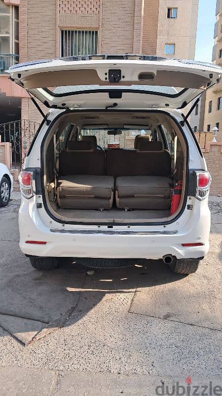 Toyota Fortuner 2013 SRS URGENT SALE FAMILY USED 5