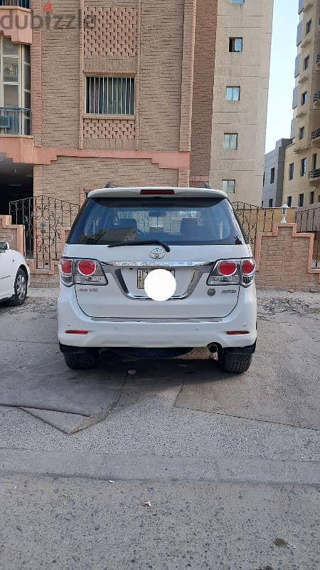 Toyota Fortuner 2013 SRS URGENT SALE FAMILY USED 10