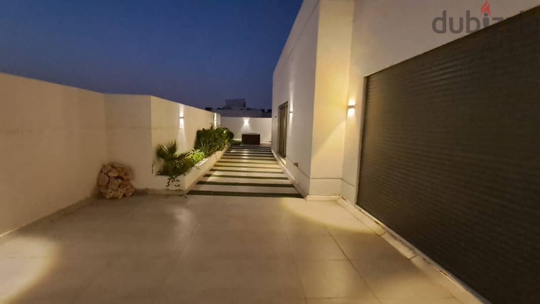 4 Bedroom Floor in Abu Fatira 4