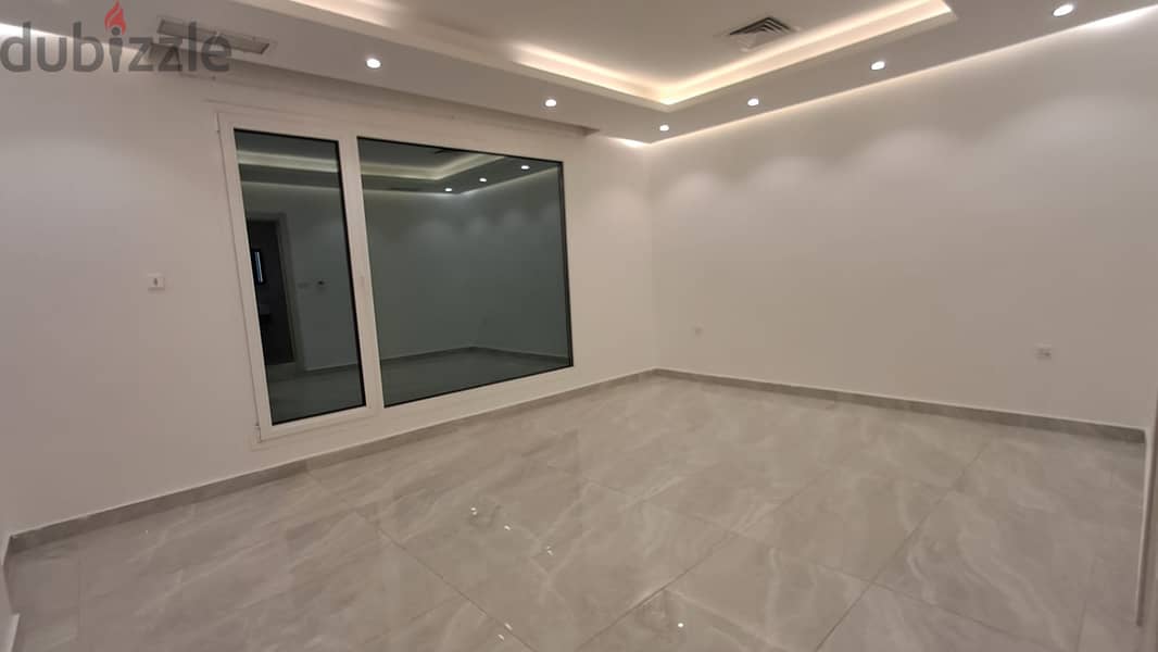 4 Bedroom Floor in Abu Fatira 5