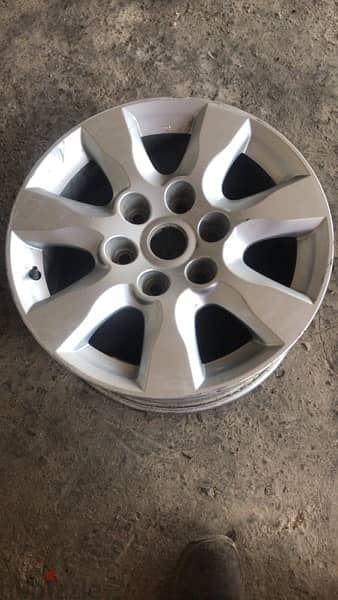 Pajero 3.5 alloy wheels 4 urgent sale 0