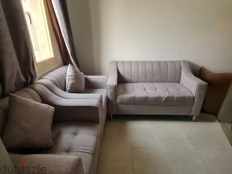 Sofa for sale 0