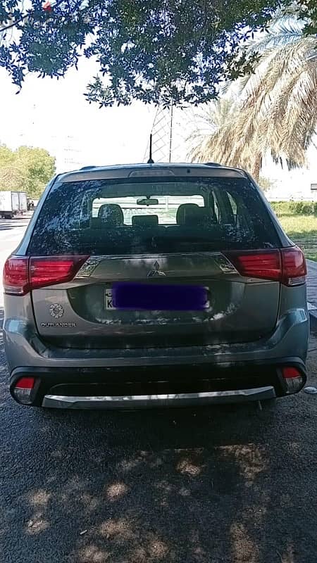 Mitsubishi Outlander 2016 1