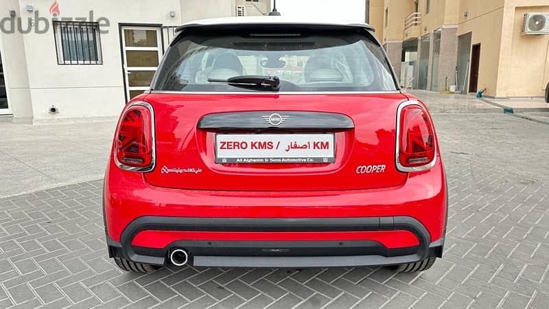 MINI Cooper 2024 اصفار 10