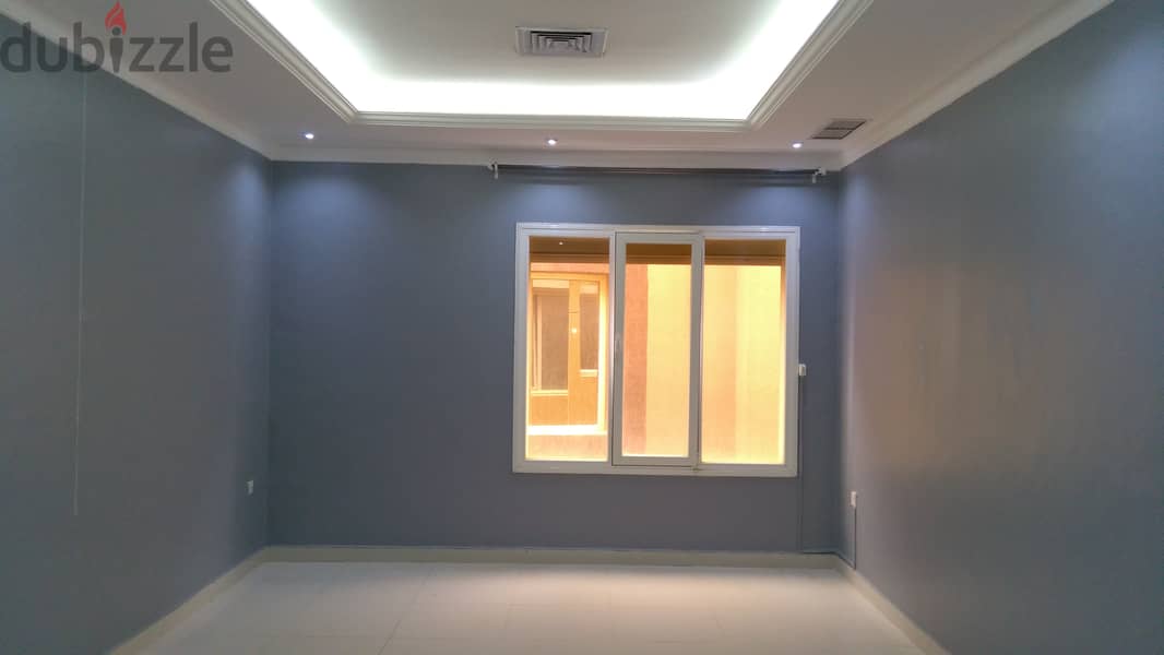 Pets friendly & oversized 3 bedroom in mangaf. 0