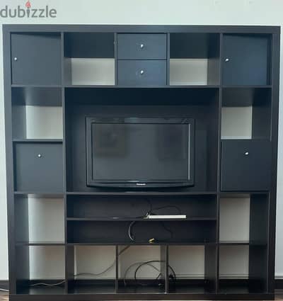 Tv unit - KWD. 25