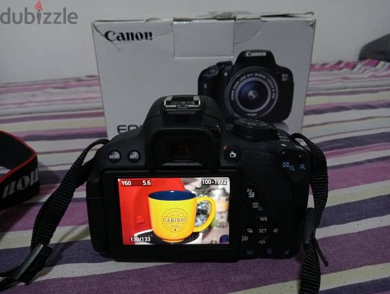 CANON EOS 700D Light used. 4