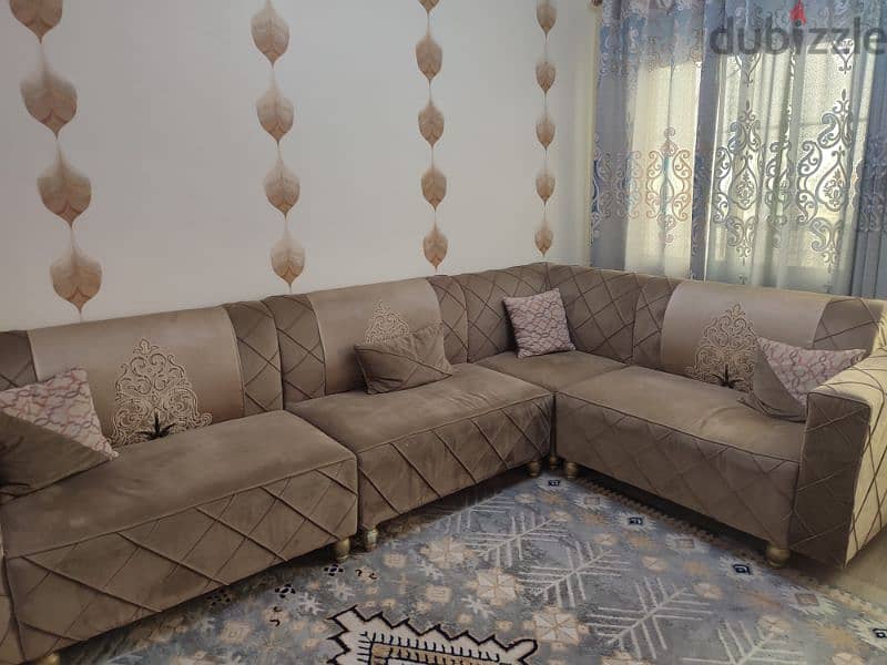 L Shape sofa for sale 4