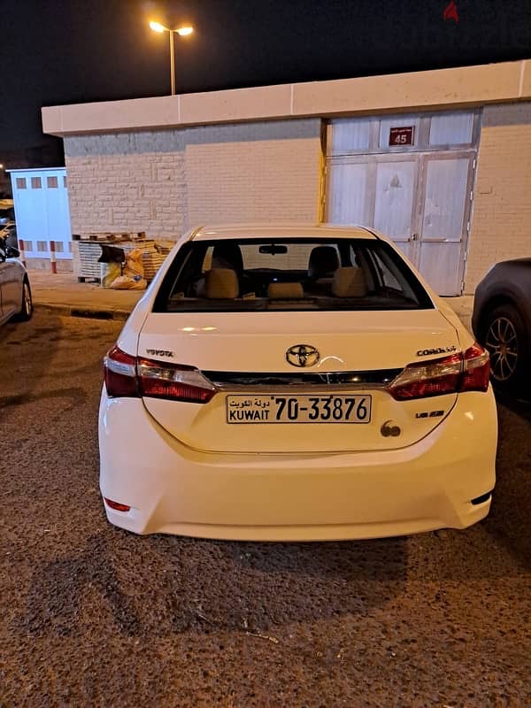 Toyota Corolla 2015 3