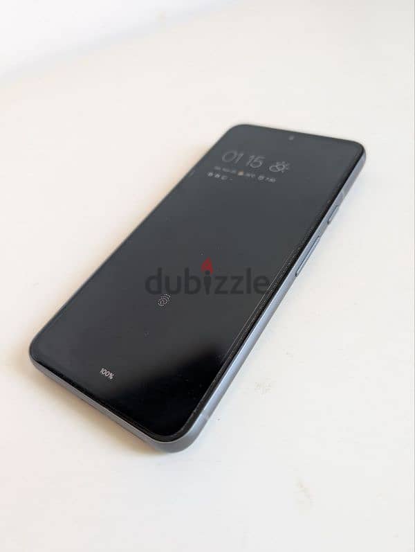 Google Pixel 8 - 150 KD (like brand new) 2