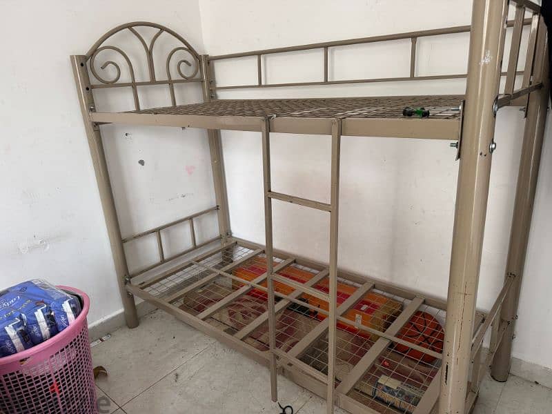 bunk bed with coat for sale 0