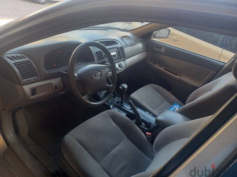 Toyota Camry 2004 4