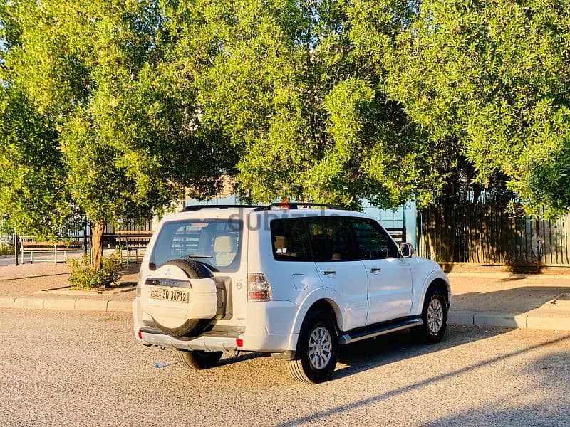 Mitsubishi Pajero 2013 GLS V6 5