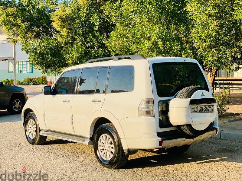 Mitsubishi Pajero 2013 GLS V6 10