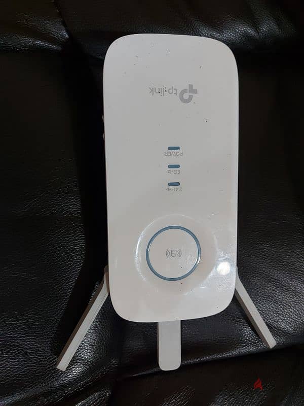 WiFi Range Extender 1