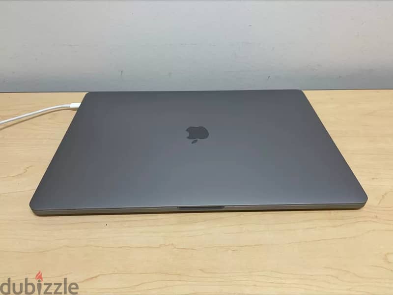 Mac Book Pro 16 inch 5