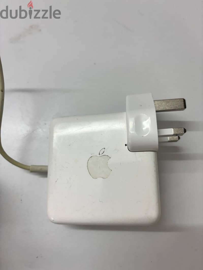 Mac Book Pro Charger 3