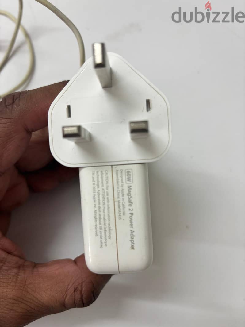 Mac Book Pro Charger 4