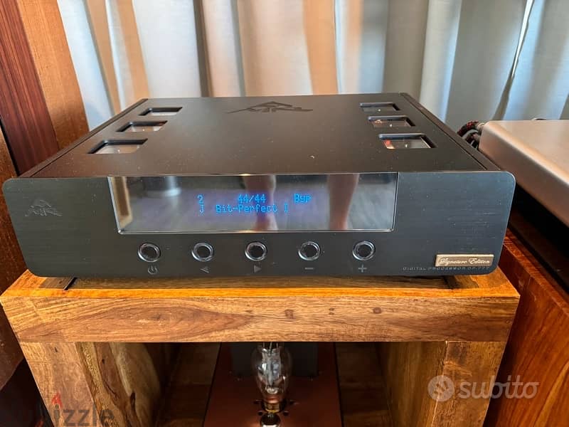 AMR AM-777 SE Integrated Amplifier 0