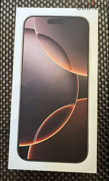 Apple iPhone 16 Pro Max - 256 GB - Desert Titanium (Unlocked)