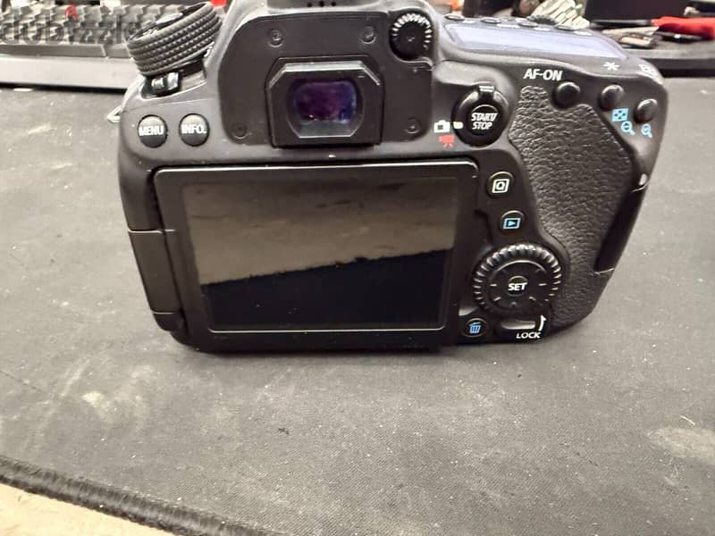 New Canono EOS 80D with complete accessories and warraty 1