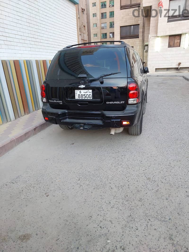 Chevrolet Trailblazer 2009 family used suv for sale in salmiya (186k) 1