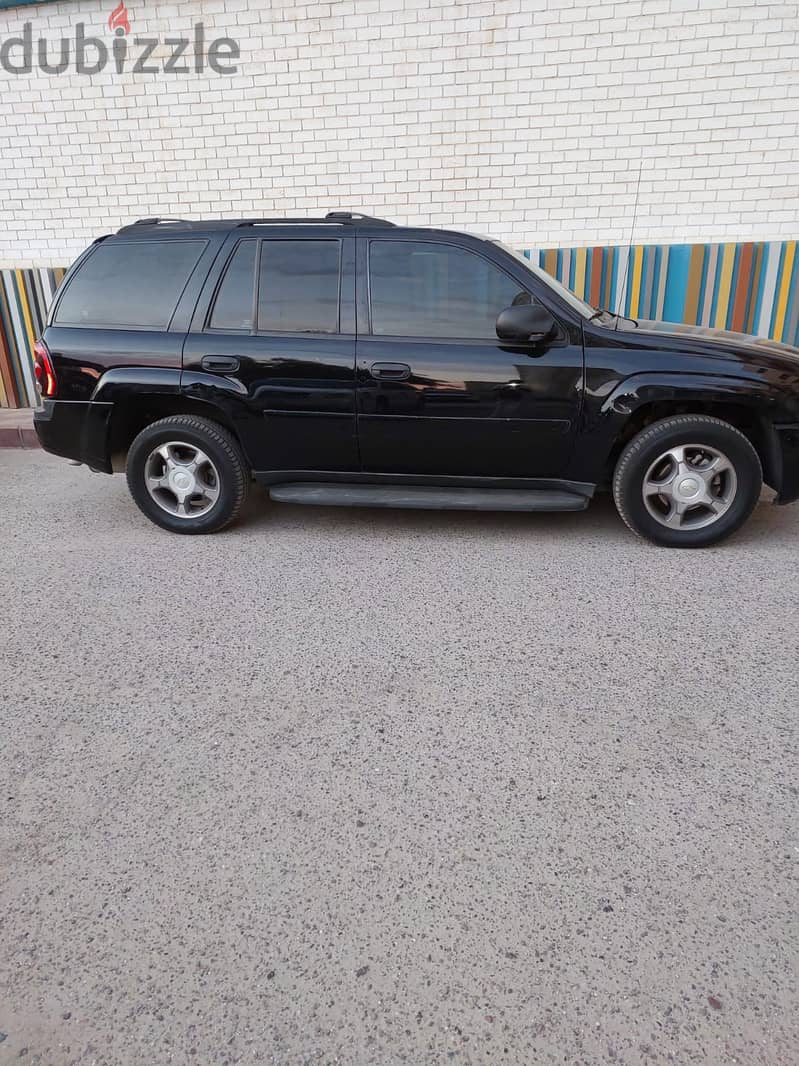 Chevrolet Trailblazer 2009 family used suv for sale in salmiya (186k) 2