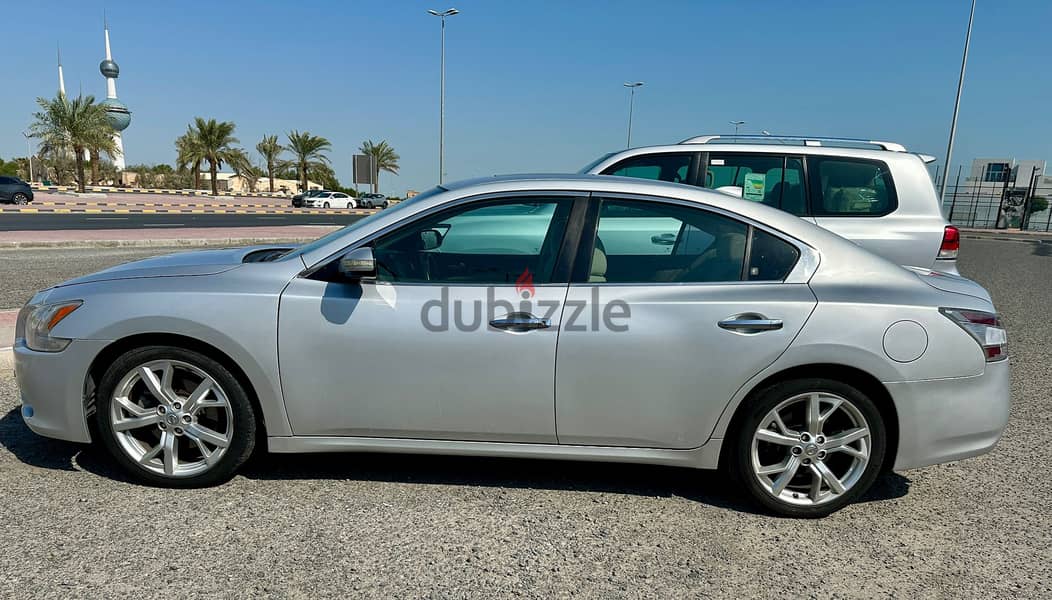 Nissan Maxima 2014 1