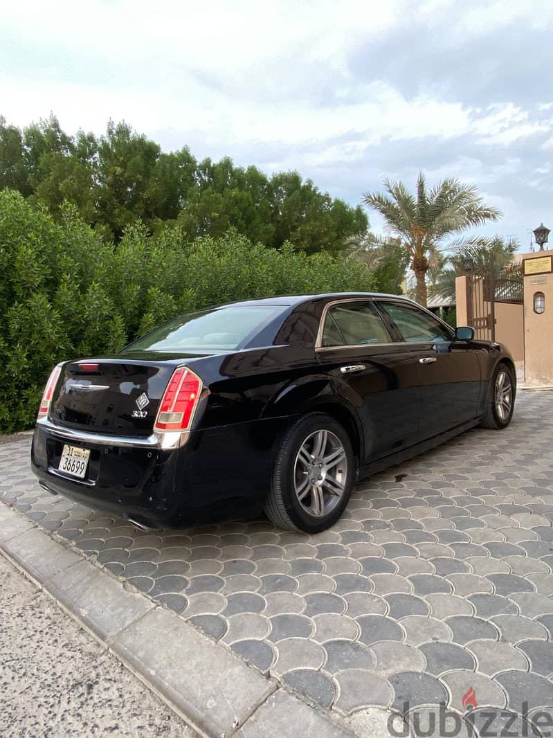 Chrysler 300 2013 5