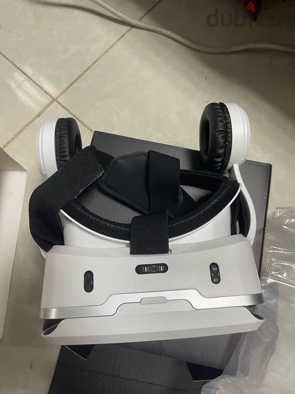 VR Shinecon 1