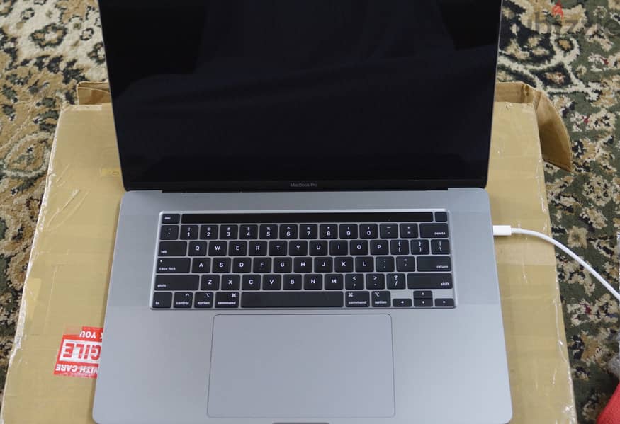 MBP, 16 inch, i9, 2.4, 64GB, 2TB 0