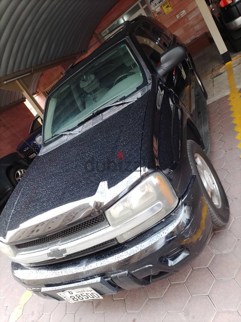 Trial blazer 2009 family used suv for sale in salmiya (186k) 1