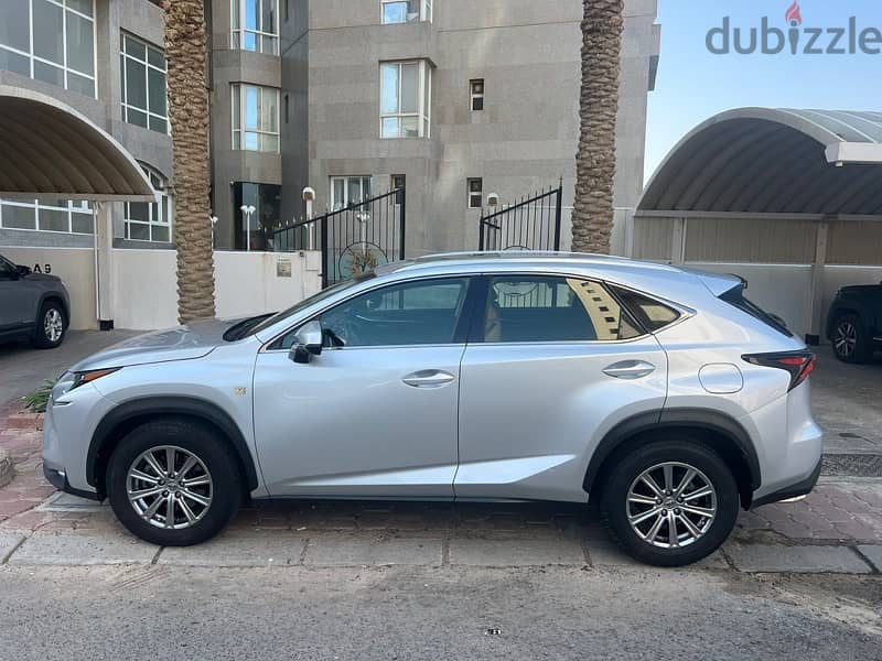 Lexus NX 200t 2017 ليكزس 4